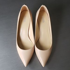 Michael Kors nude pumps kitten heels